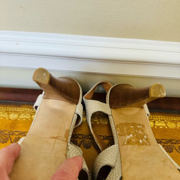 Steve Madden Hitower Leather Platform Bone Tan Wooden Heeled Sandals Size 9.5 - Picture 9 of 11